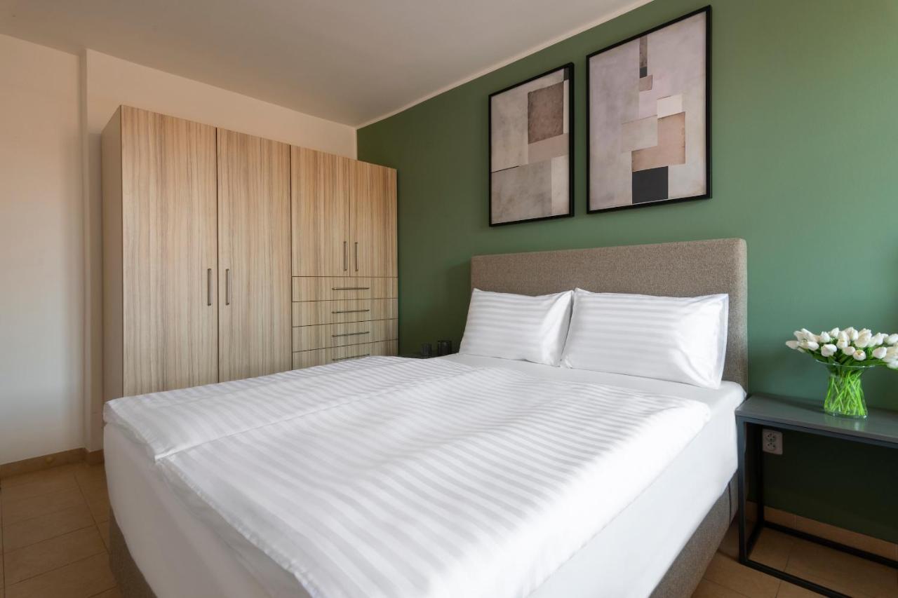 Bohemian Dreams And By Dwellfort Aparthotel Praha