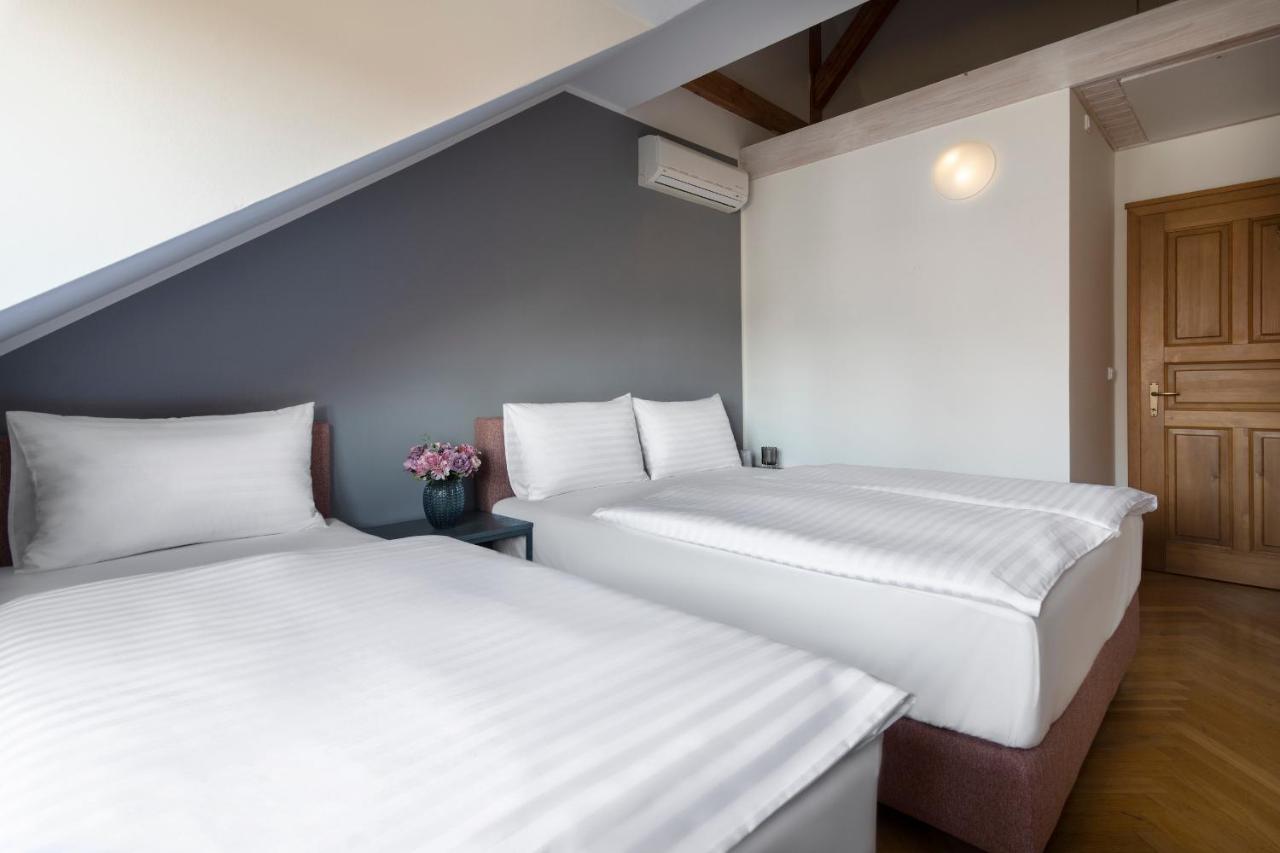 Bohemian Dreams And By Dwellfort Aparthotel Praha
